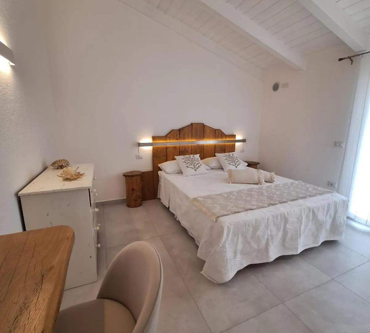 Luxury House & Spa In Baia Turchese Vasca Idromassaggio Riscaldata Con Cromoterapia Murta Maria 0*,